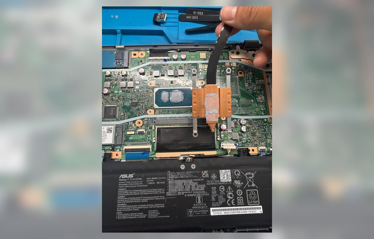 Laptop opened for an internal check